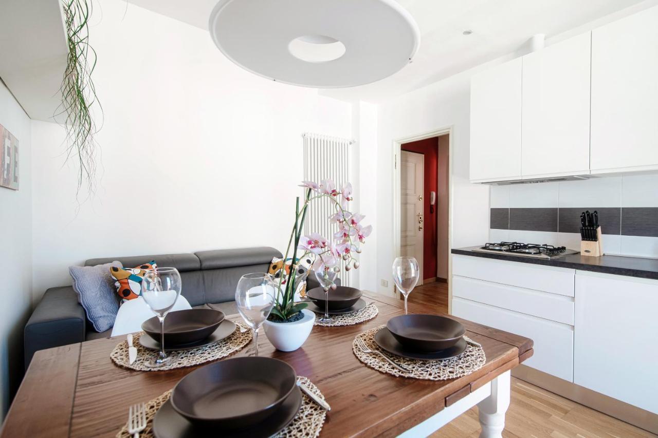 Anna'S Home Super Cozy Flat, With A/C, High Speed Wifi, Near The Lake And Public Transport كومو المظهر الخارجي الصورة